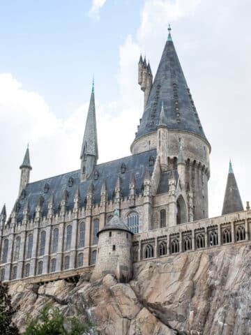 cropped-hogwarts-universal-orlando-2.jpg