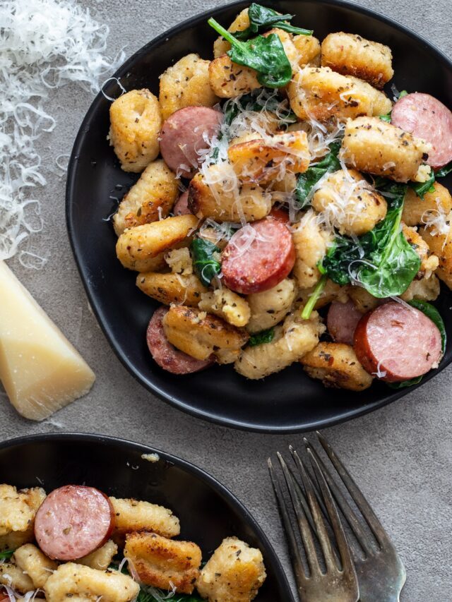 Gnocchi Recipe- Pan-Fried with Spinach and Sausage