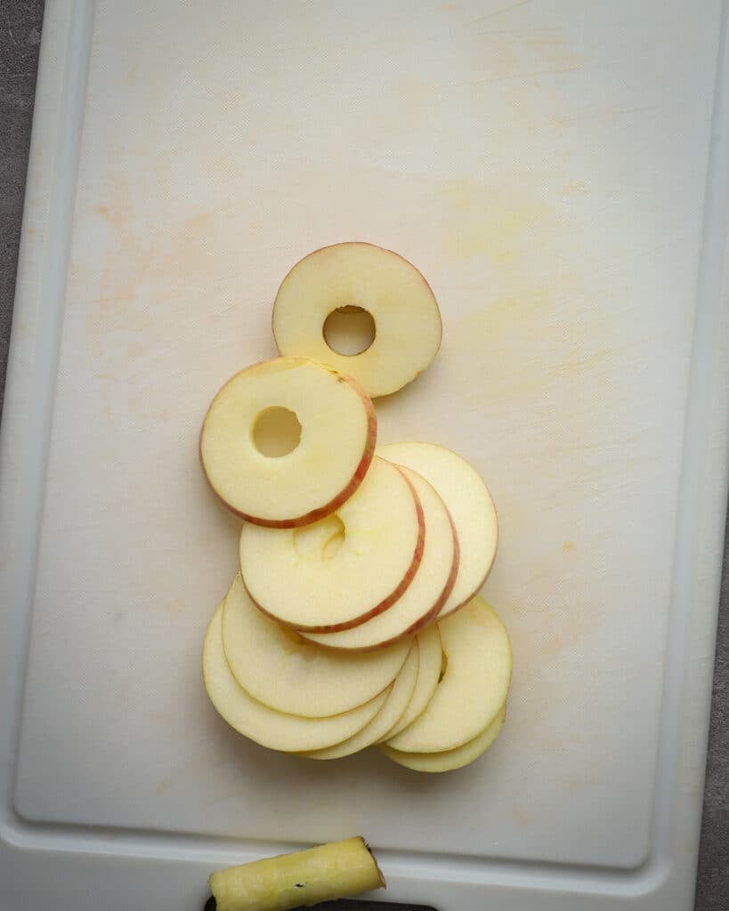 Simple HowTo Make Dried Apples A Red Spatula