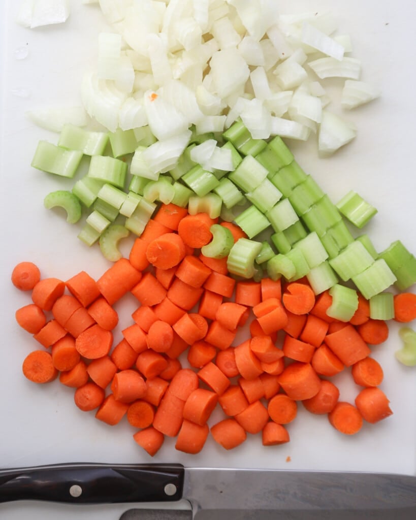 One-Pot Lentil and Spinach Soup - A Red Spatula